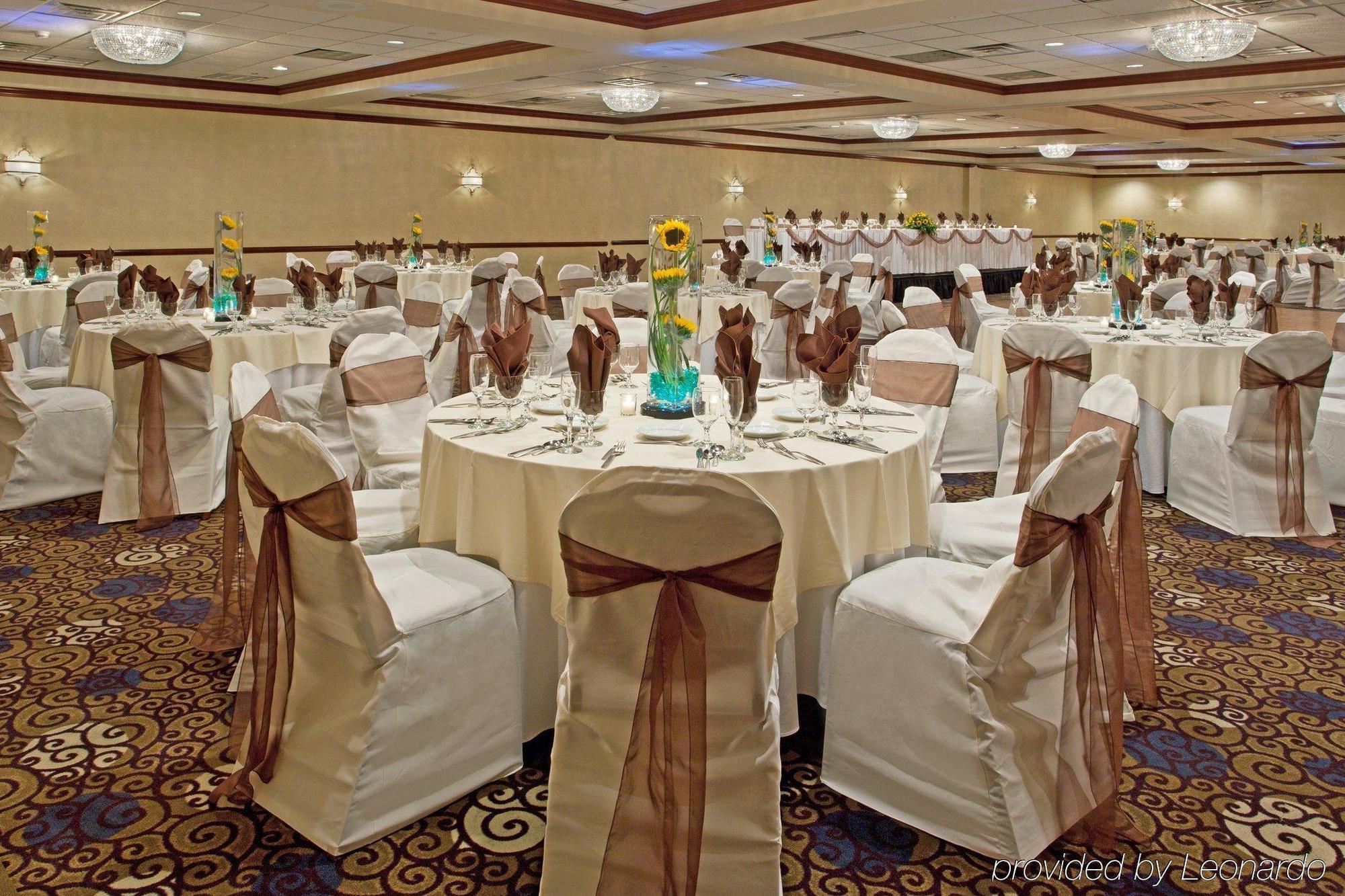 Hotel Crowne Plaza And Pittsburgh South By Ihg 4*