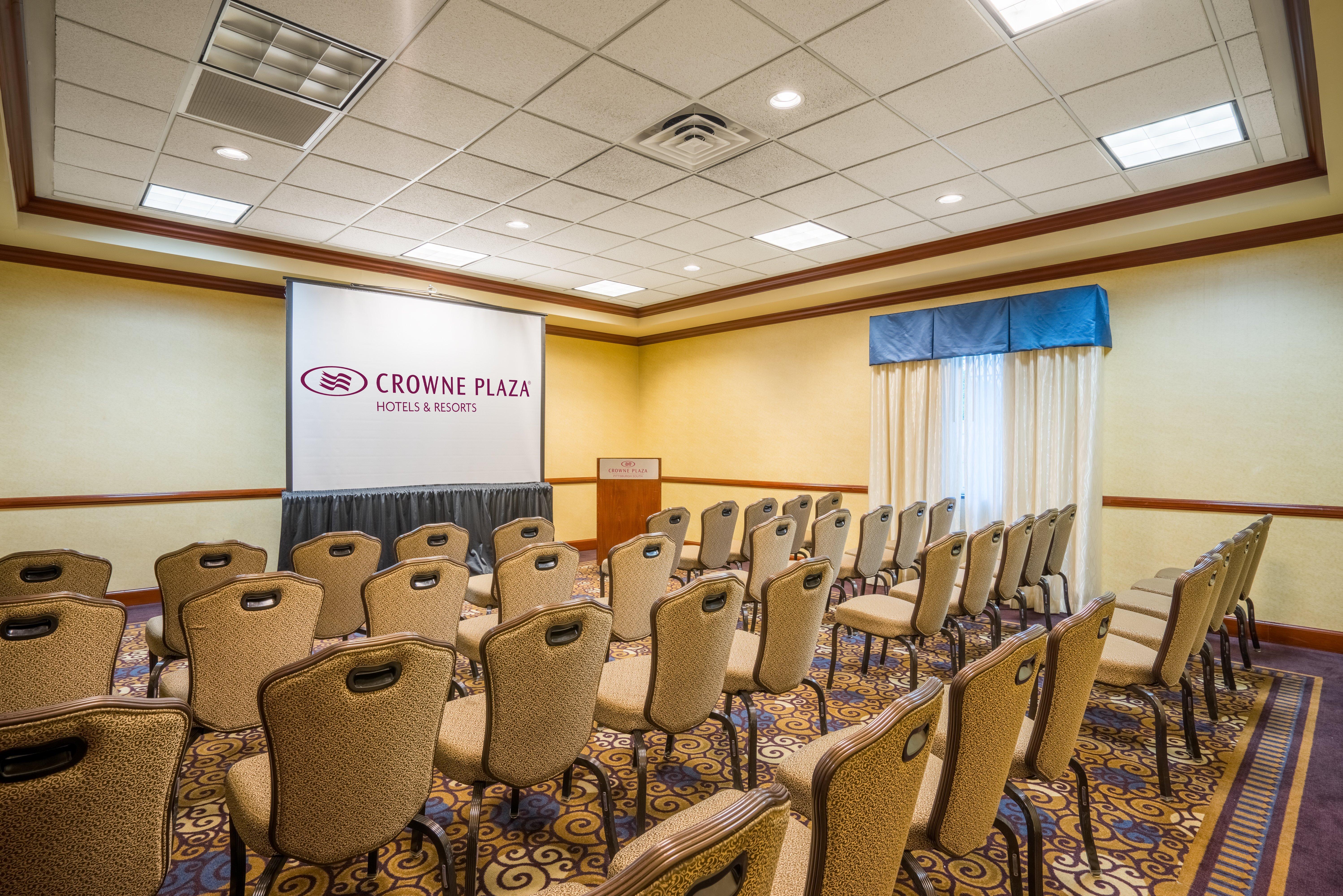 Crowne Plaza And Pittsburgh South By Ihg Mt. Lebanon