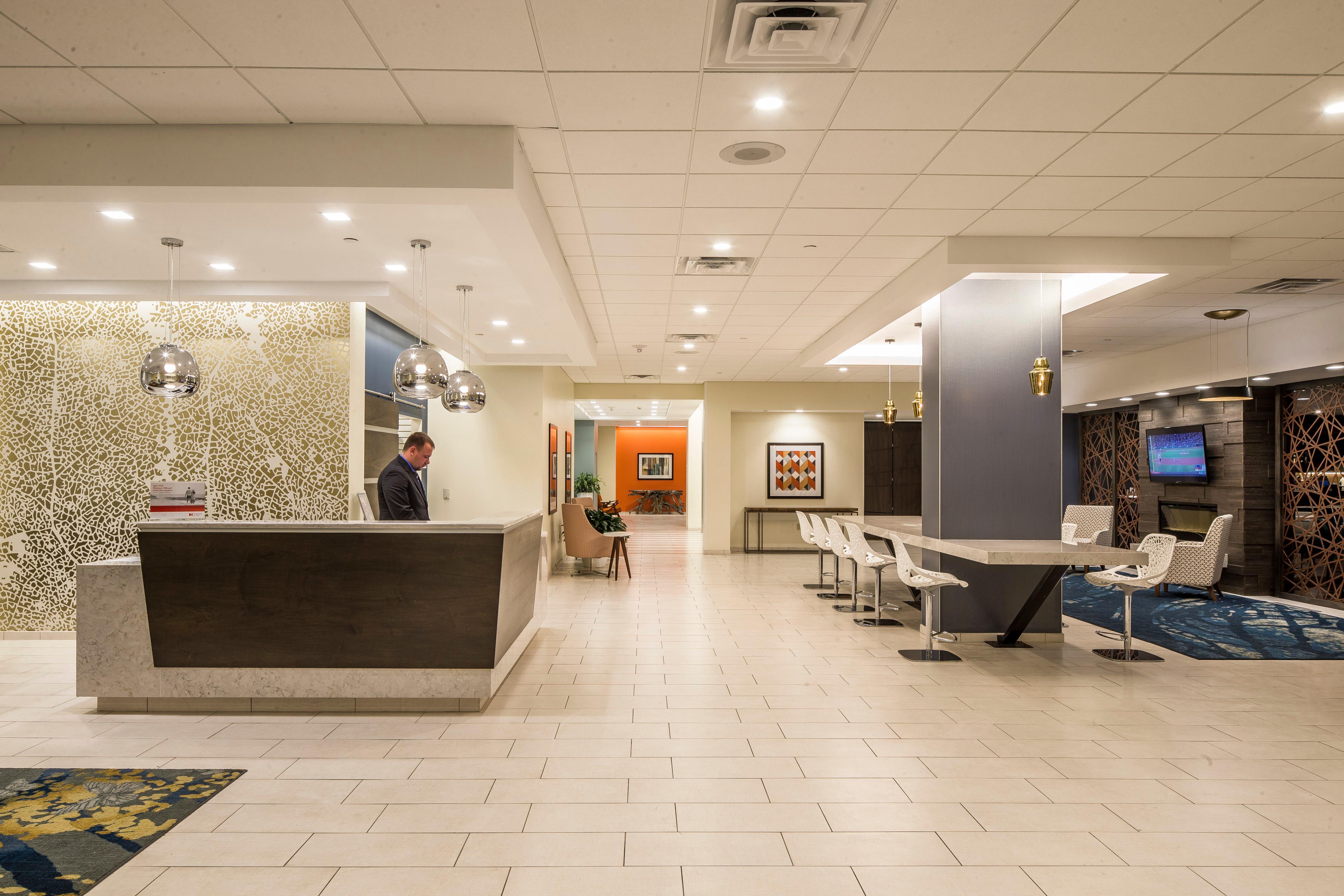Crowne Plaza And Pittsburgh South By Ihg Hotel